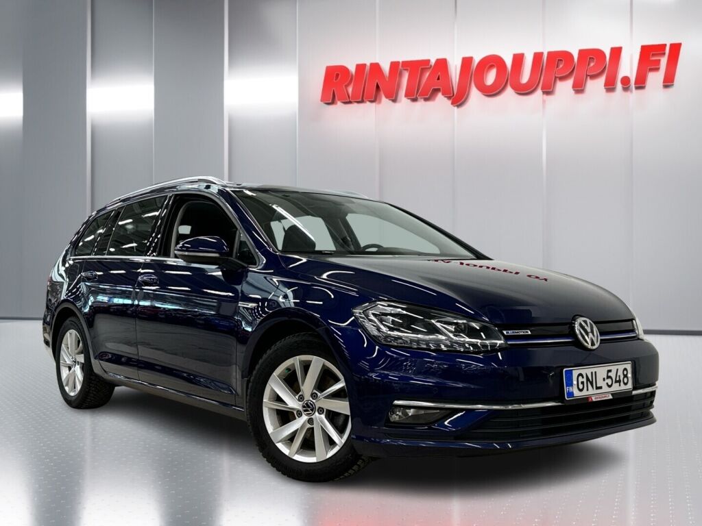 Volkswagen Golf 2019 Sininen