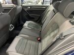 Volkswagen Golf 2019 Sininen