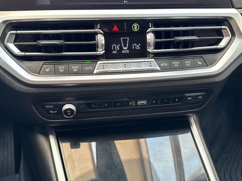 BMW 318 2019 Musta