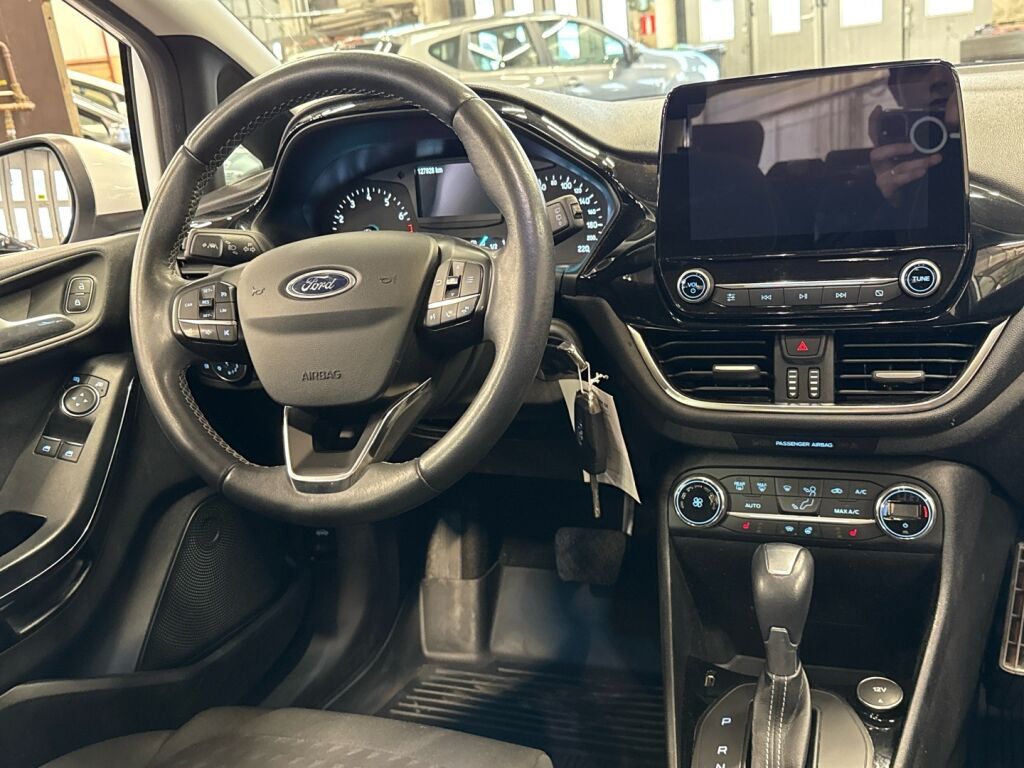 Ford Fiesta 2019 Valkoinen