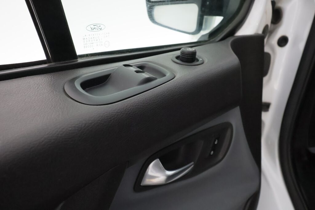 Ford Transit Custom 2014 Valkoinen