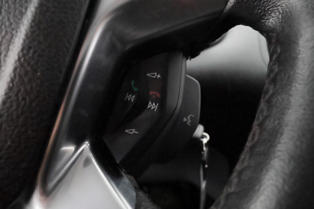 Ford Transit Custom 2014 Valkoinen