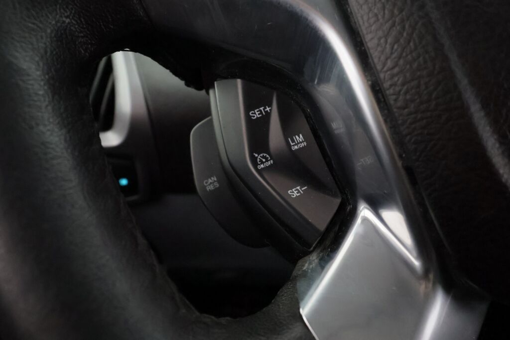 Ford Transit Custom 2014 Valkoinen