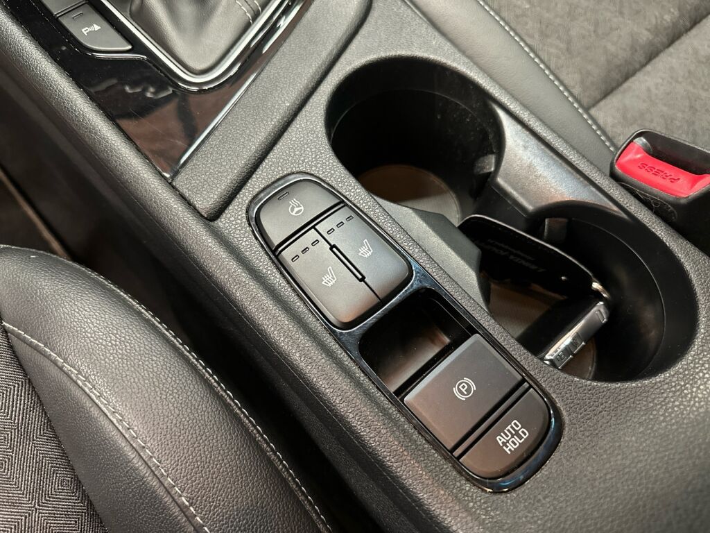 Kia Niro 2021 Sininen