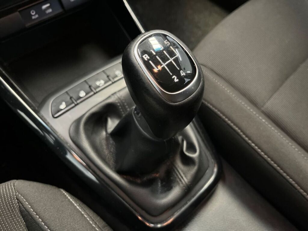 Kia Rio 2019 Harmaa