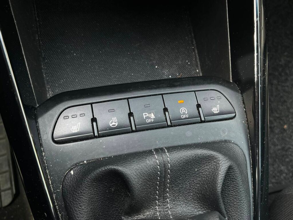 Kia Rio 2019 Harmaa