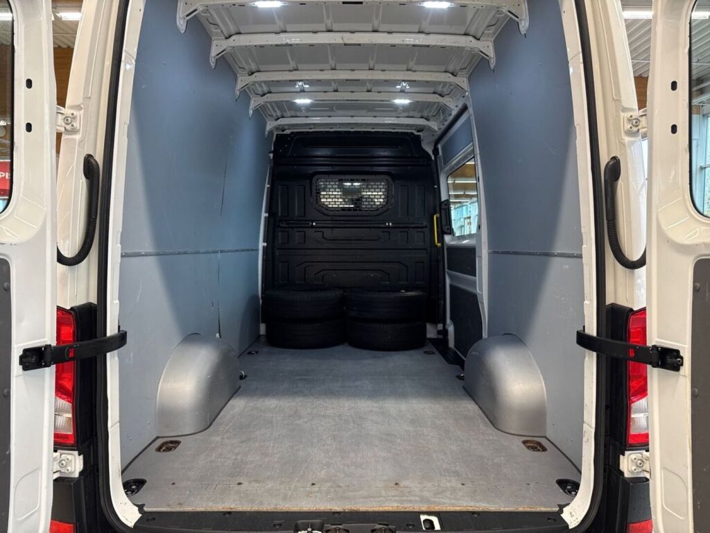 Volkswagen Crafter 2019 Valkoinen