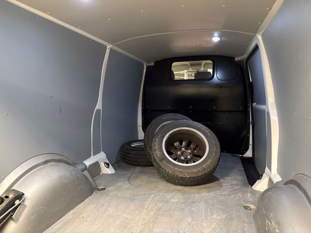 Volkswagen Transporter 2019 Valkoinen