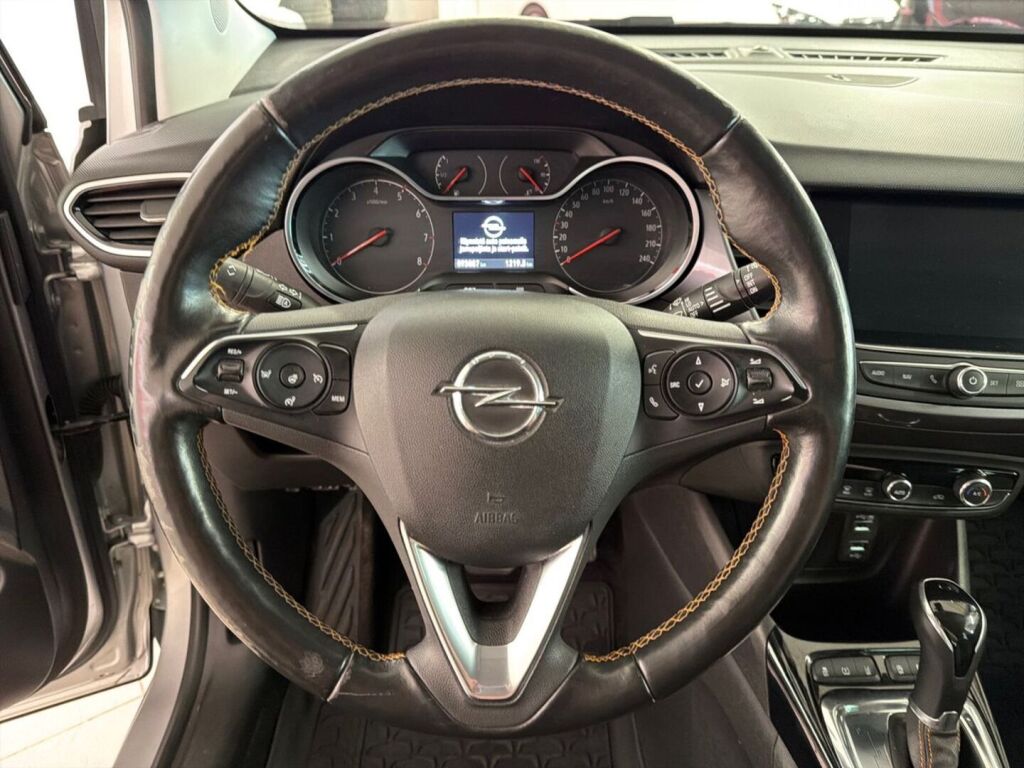 Opel Crossland X 2019 Hopea