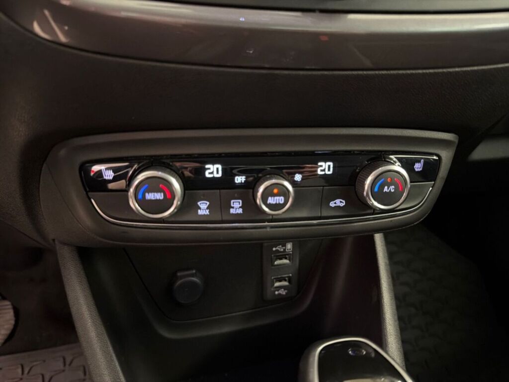 Opel Crossland X 2019 Hopea