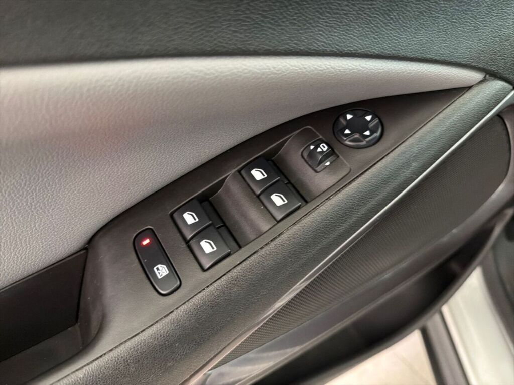 Opel Crossland X 2019 Hopea