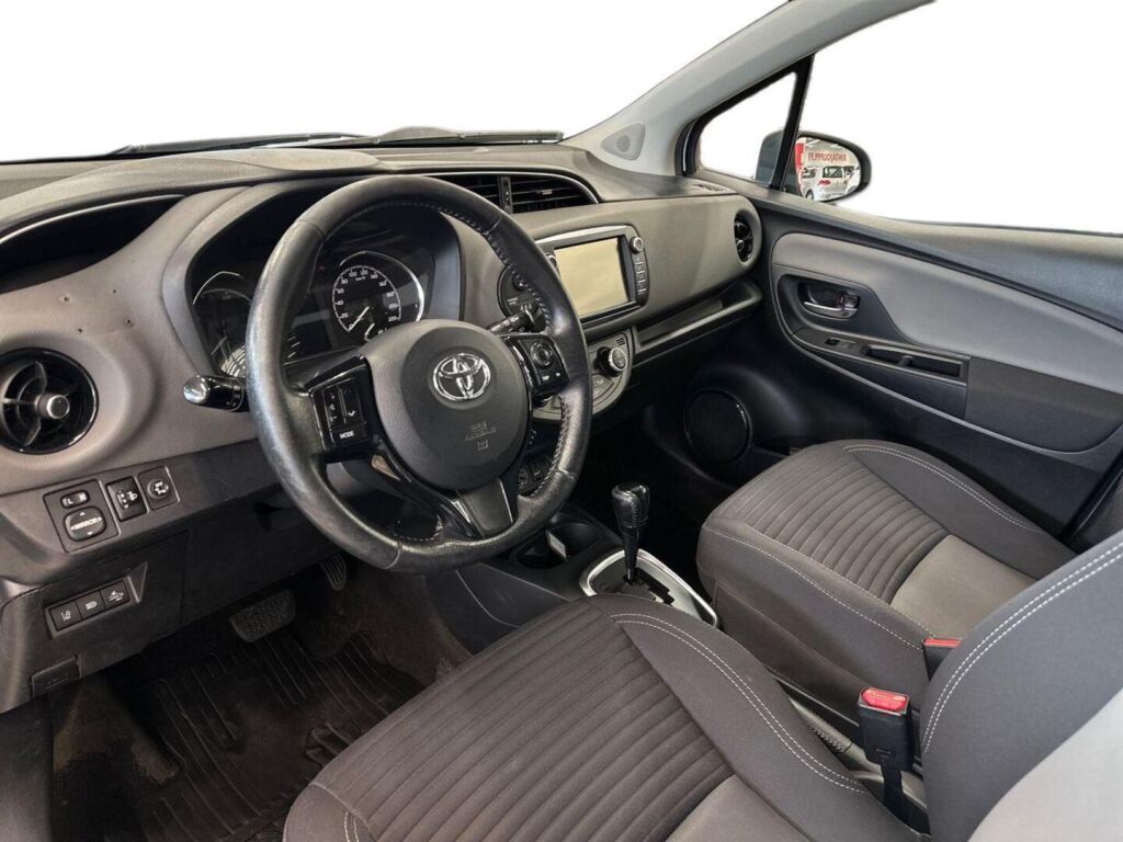 Toyota Yaris 2019 Valkoinen