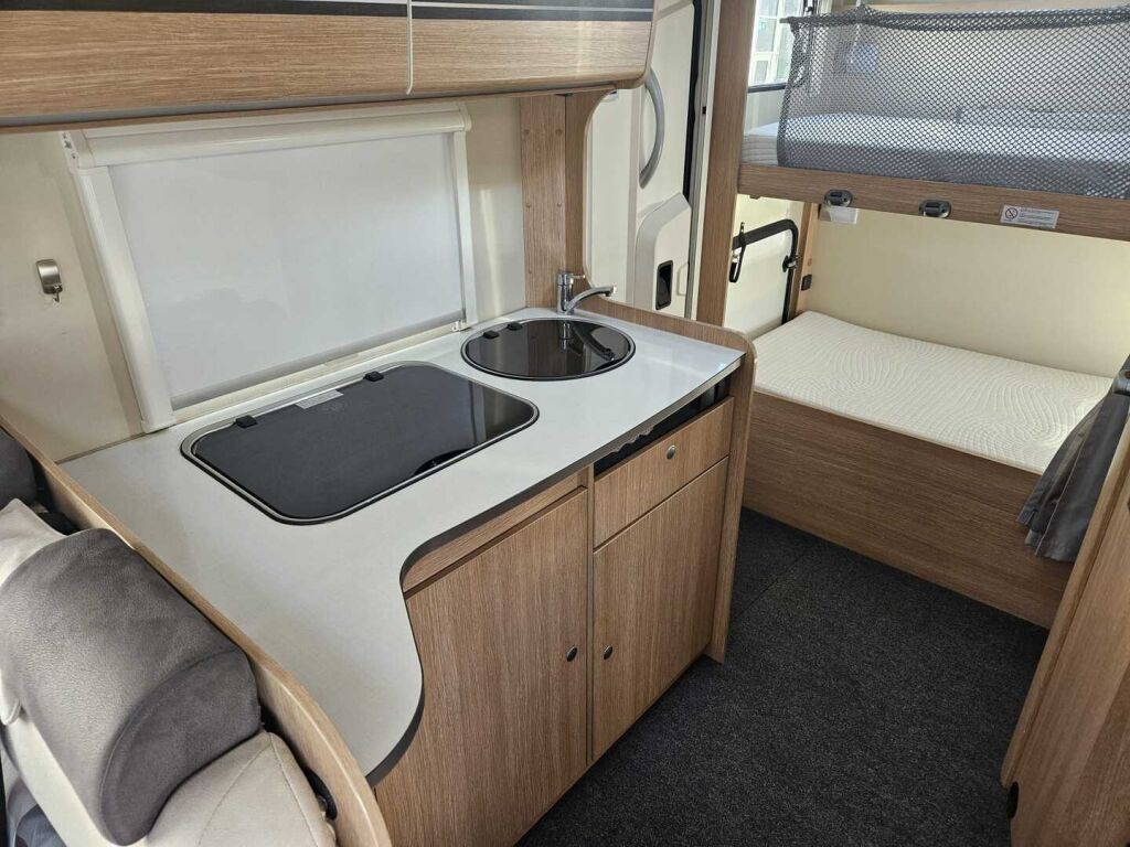 Sunlight A72 2017 Valkoinen