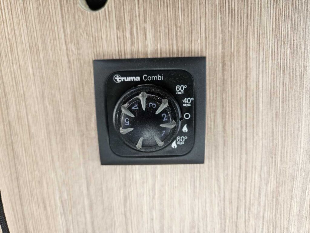 Sunlight A72 2017 Valkoinen