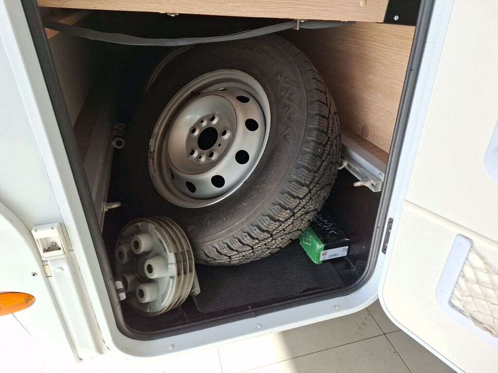 Sunlight A72 2017 Valkoinen