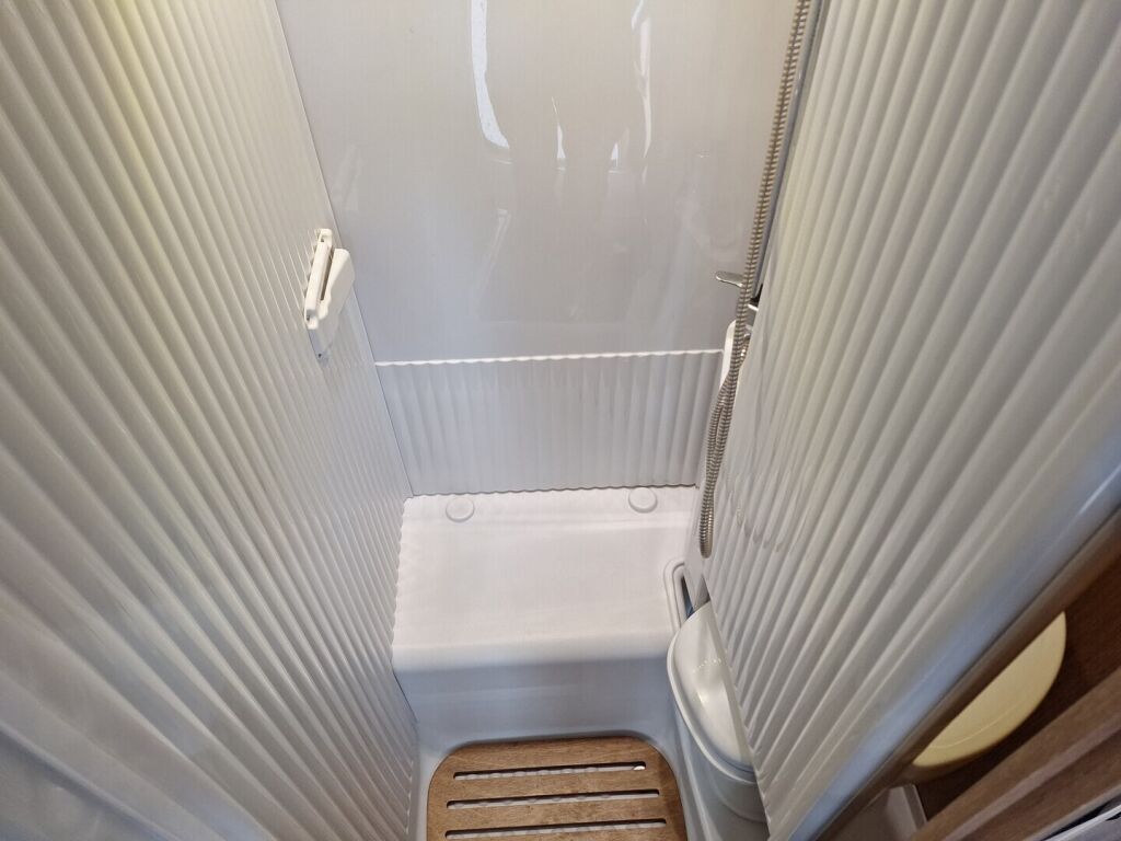 Sunlight A72 2017 Valkoinen