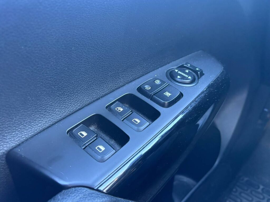 Kia Picanto 2020 Musta