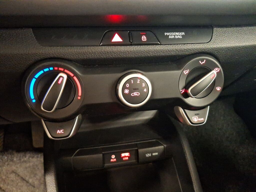 Kia Rio 2020 Vihreä