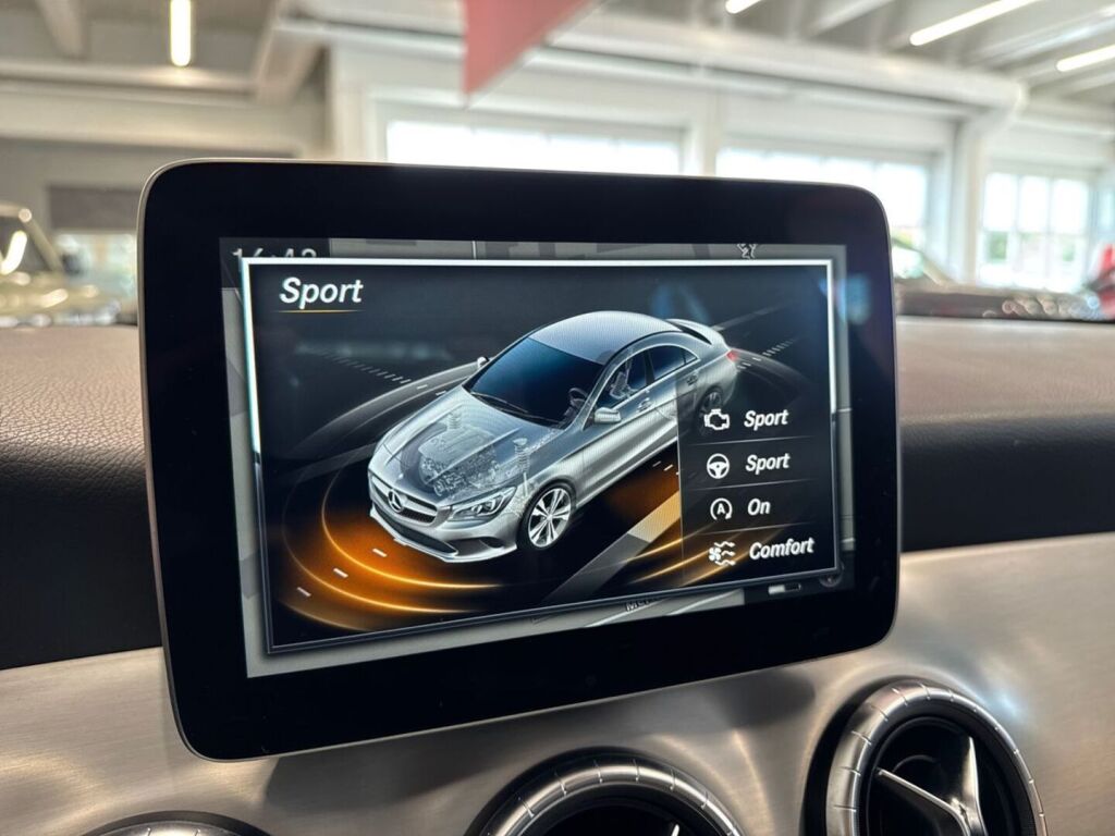 Mercedes-Benz CLA 2016 Valkoinen