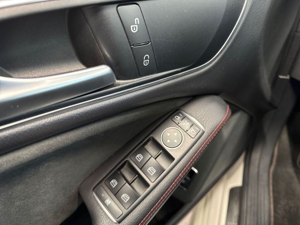 Mercedes-Benz CLA 2016 Valkoinen