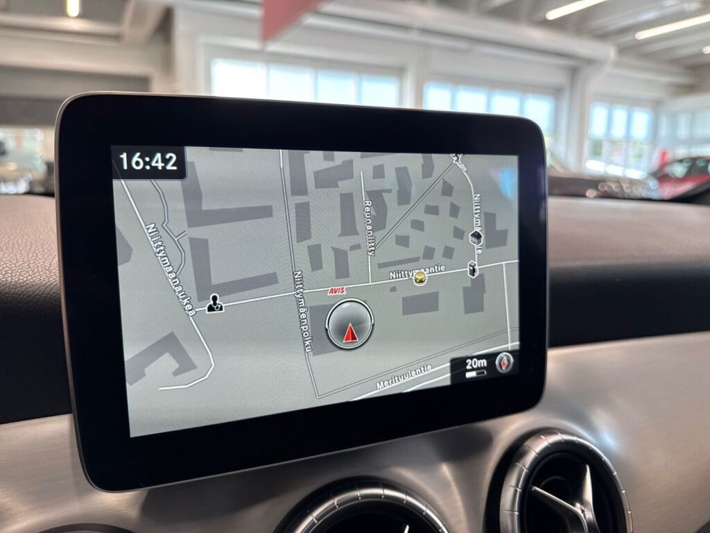 Mercedes-Benz CLA 2016 Valkoinen