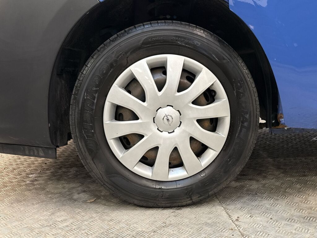 Opel Vivaro 2016 Sininen