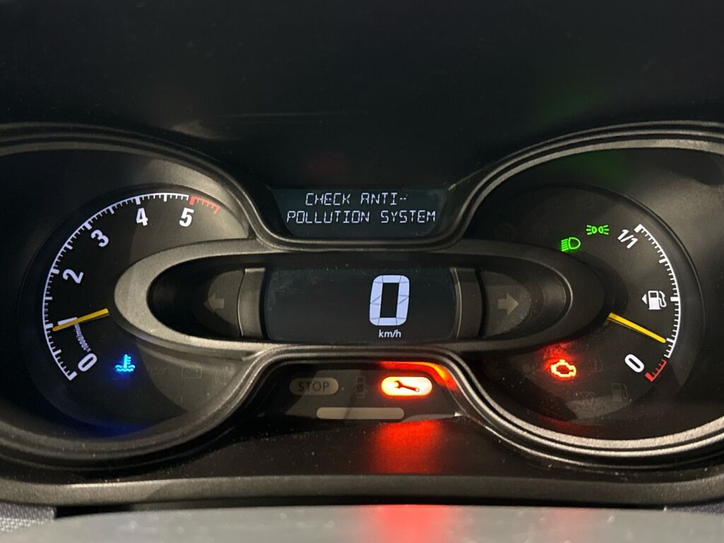 Opel Vivaro 2016 Sininen