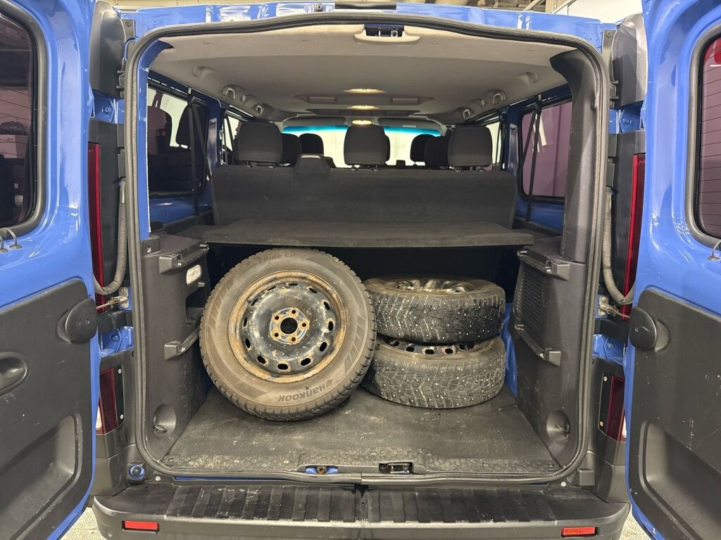 Opel Vivaro 2016 Sininen