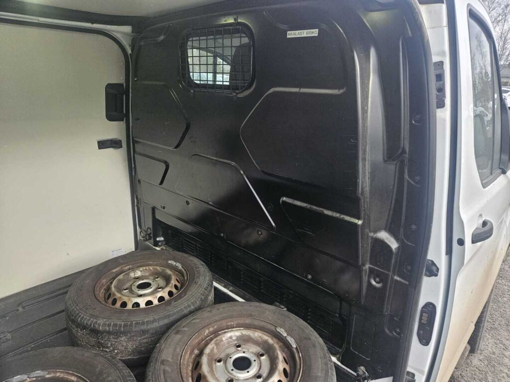 Ford Transit Custom 2014 Valkoinen