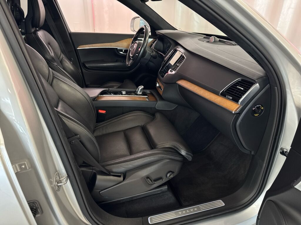 Volvo XC90 2019 Hopea