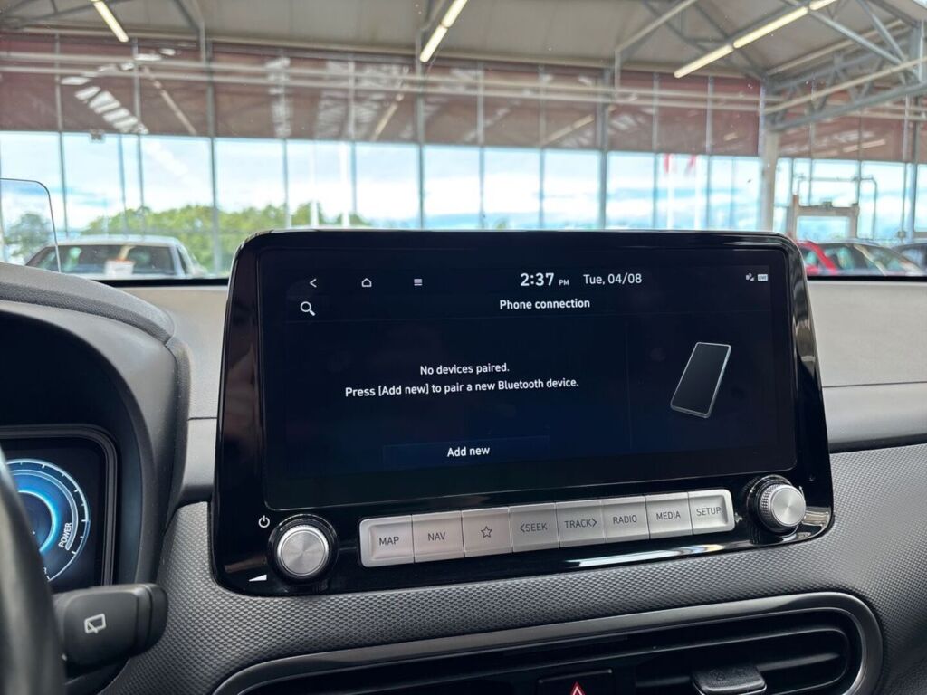 Hyundai KONA 2022 Musta
