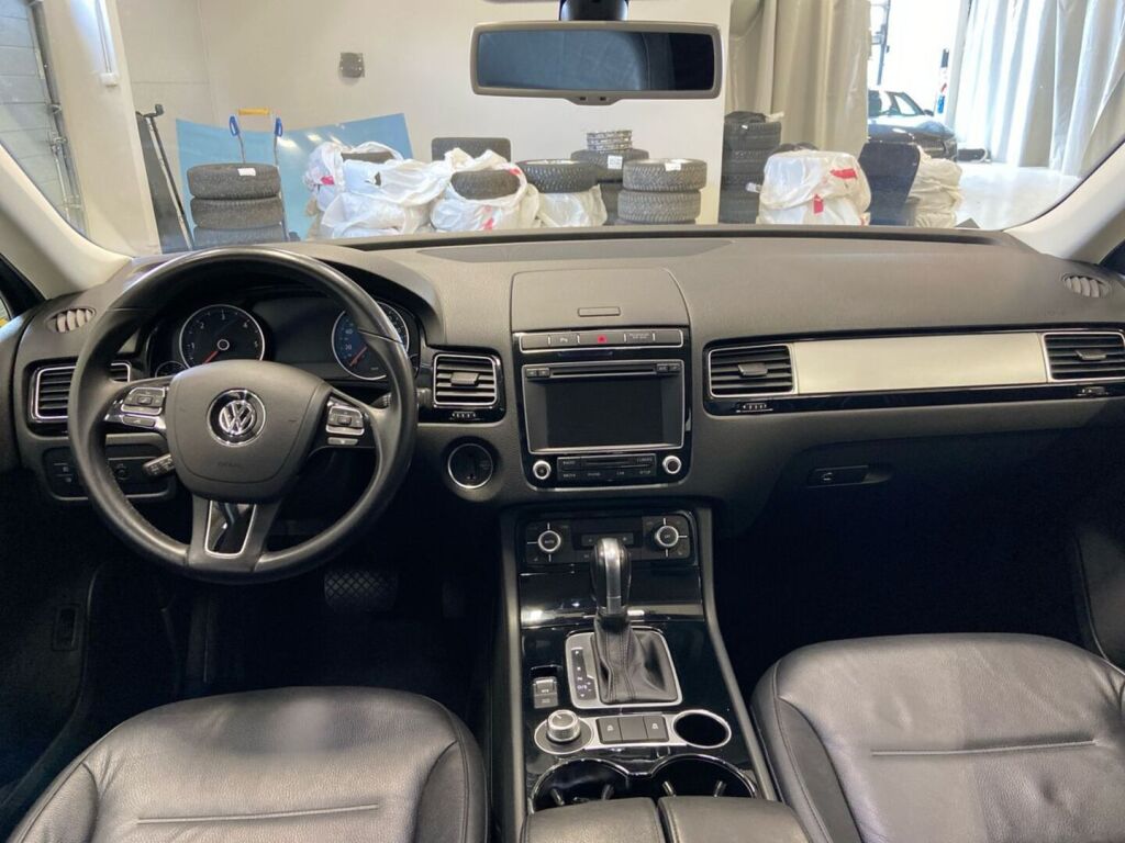 Volkswagen Touareg 2016 Valkoinen