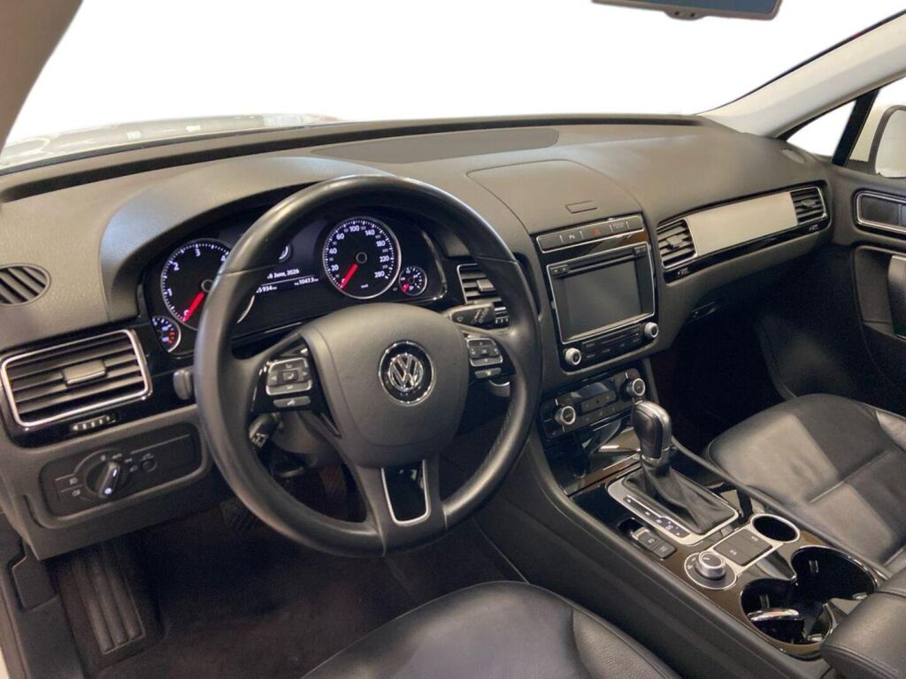 Volkswagen Touareg 2016 Valkoinen