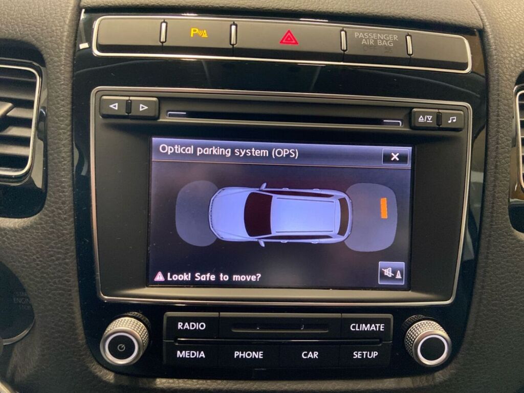 Volkswagen Touareg 2016 Valkoinen