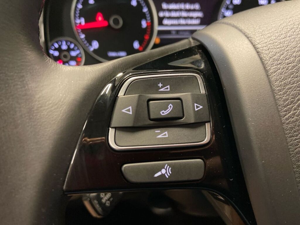 Volkswagen Touareg 2016 Valkoinen