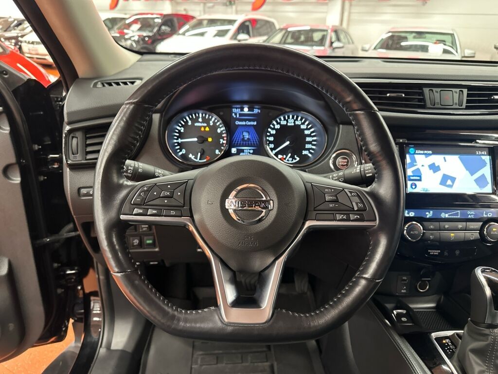 Nissan X-Trail 2019 Musta