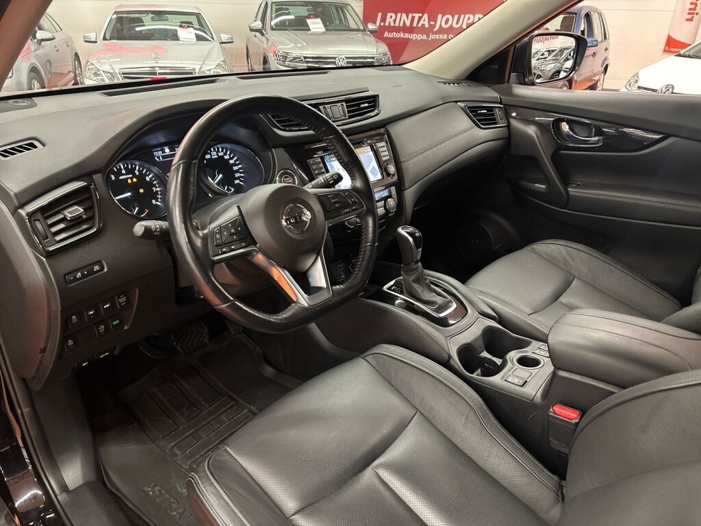 Nissan X-Trail 2019 Musta
