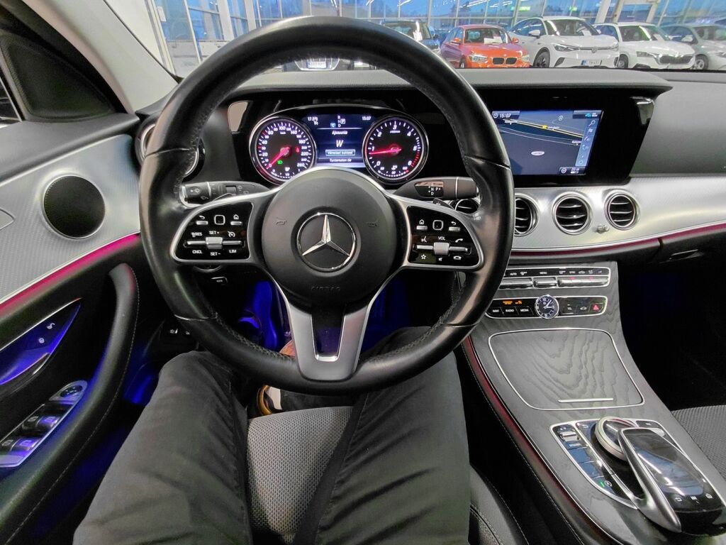 Mercedes-Benz E 2019 Musta