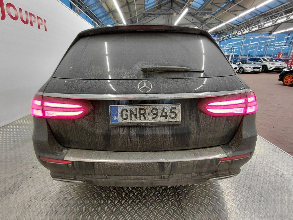 Mercedes-Benz E 2019 Musta