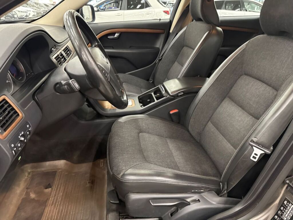 Volvo XC70 2008 Harmaa