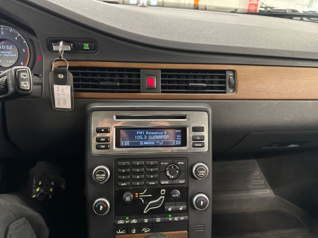 Volvo XC70 2008 Harmaa