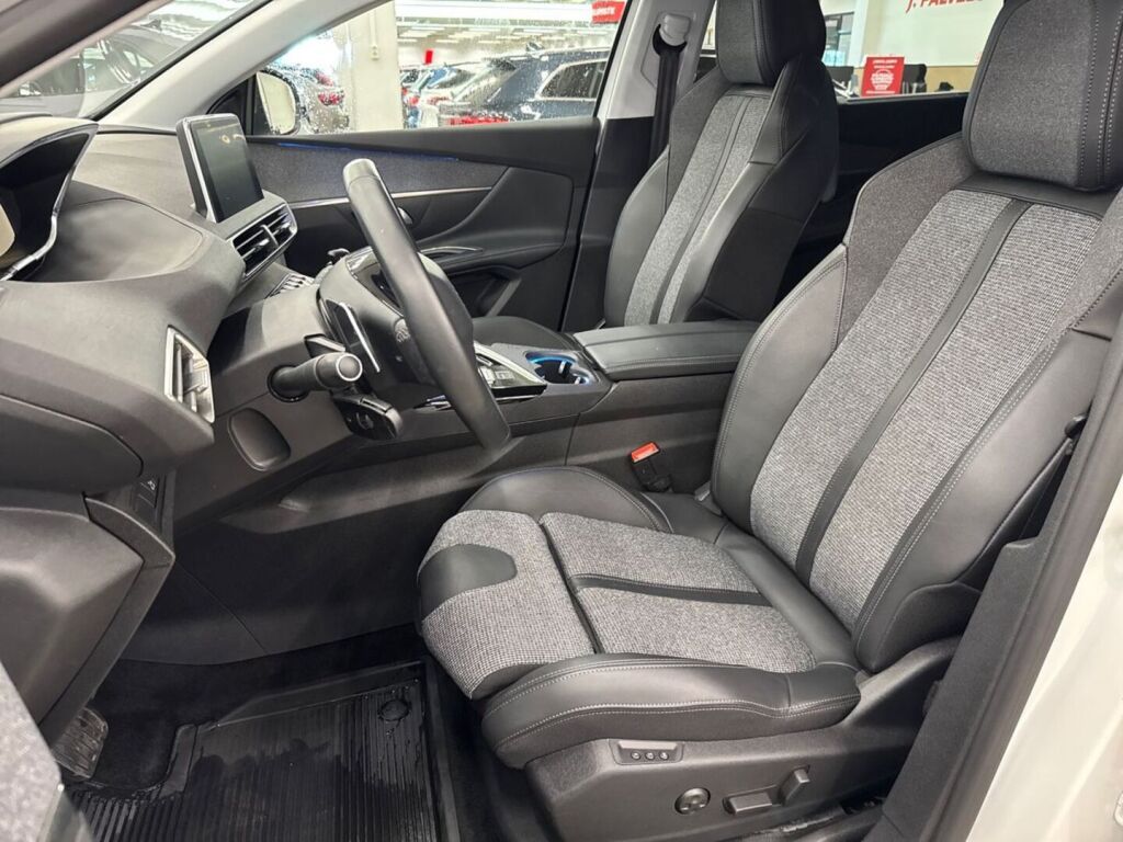 Peugeot 5008 2020 Valkoinen