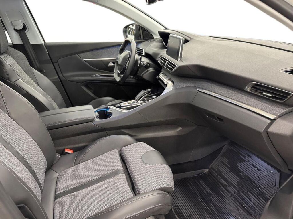 Peugeot 5008 2020 Valkoinen