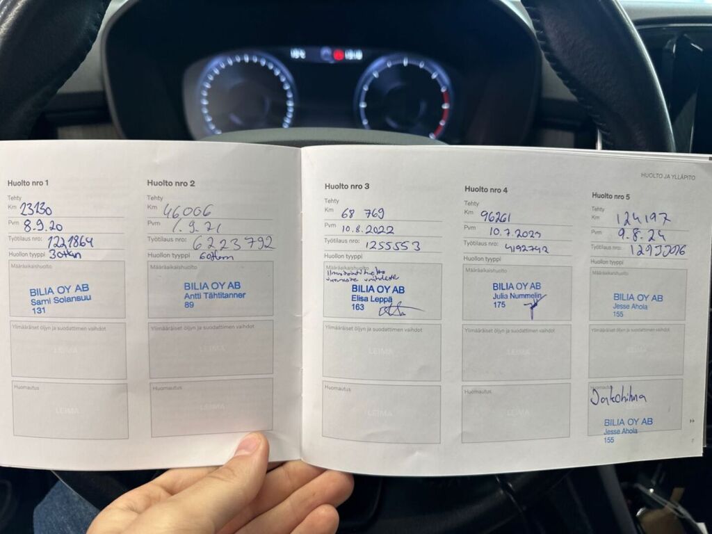 Volvo XC40 2019 Musta