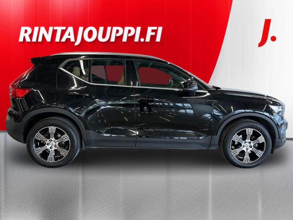 Volvo XC40 2019 Musta