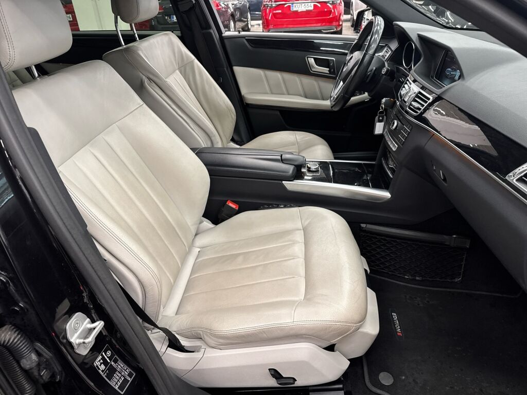 Mercedes-Benz E 2015 Musta
