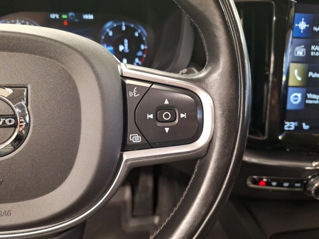 Volvo XC60 2020 Valkoinen