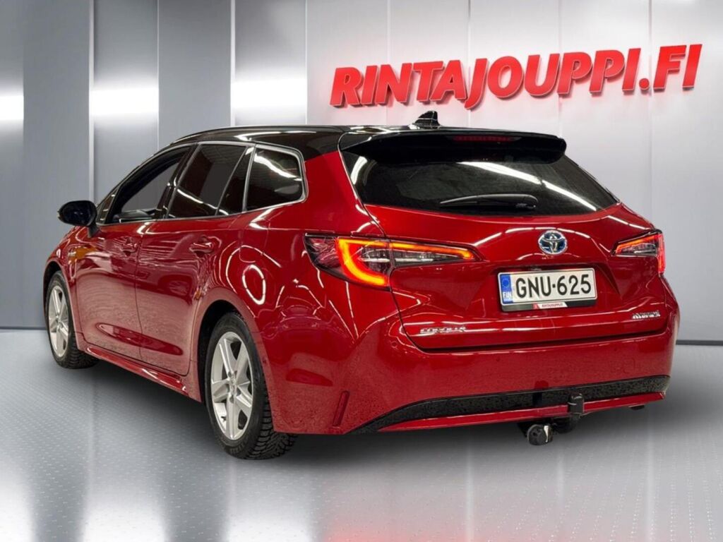 Toyota Corolla 2019 Metallinhohto Punainen
