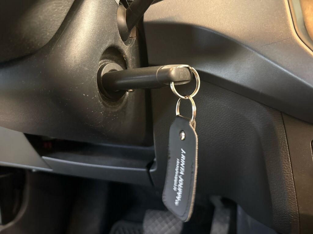 Seat Arona 2020 Oranssi