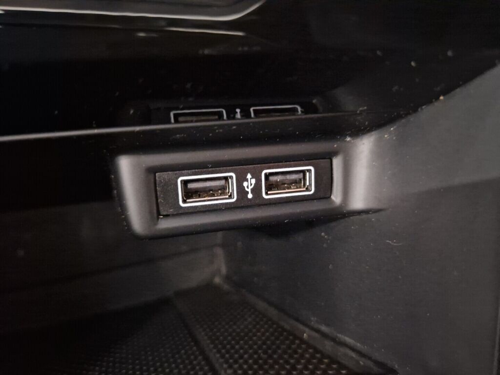 Volkswagen T-Roc 2019 Valkoinen